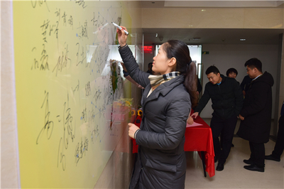真二網(wǎng)戰(zhàn)略新產(chǎn)品發(fā)布 科技+金融賦能傳統(tǒng)中介，重塑科技中介服務新生態(tài)